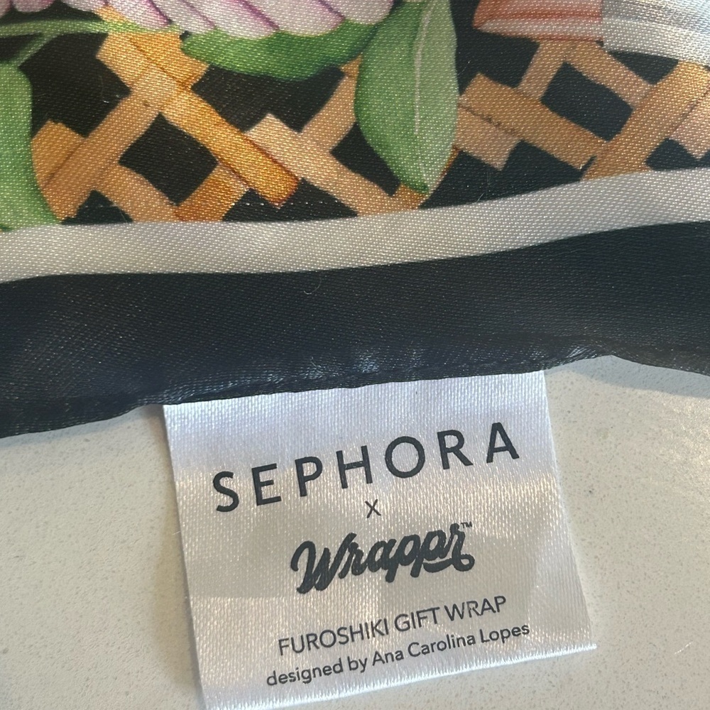Sephora Wrapper Tropical Birds of Paradise Pink Black Gold - Picture 3 of 12